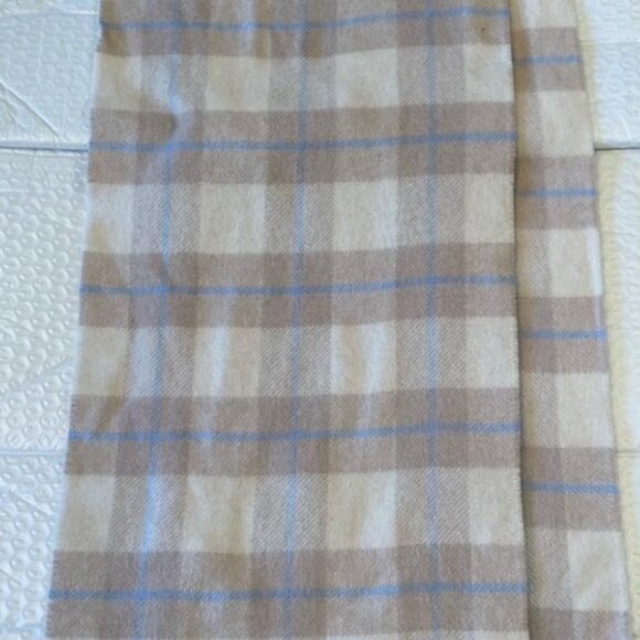 Johnston's of Elgin 100% cashmere scarf Tan/Cream Plaid/Tartan Scotland-FABULOUS - Picture 7 of 7